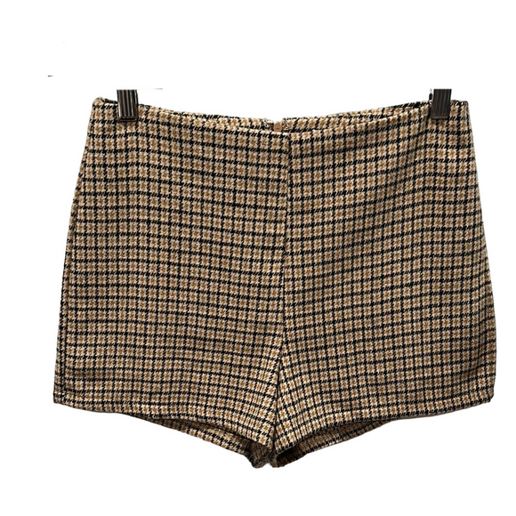 She + Sky Pants - She + Sky High Waist Black and Tan Shorts size Small GUC..